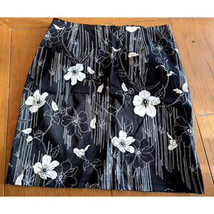 Worthington Stretch black white floral flower knee length pencil skirt Sz  16